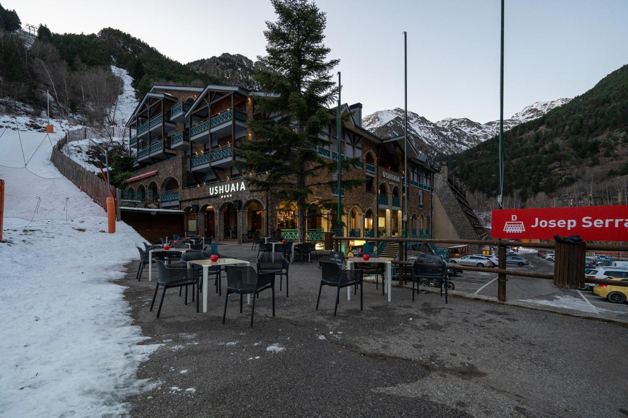 Ushuaia, The Mountain Hotel Arinsal Exterior photo