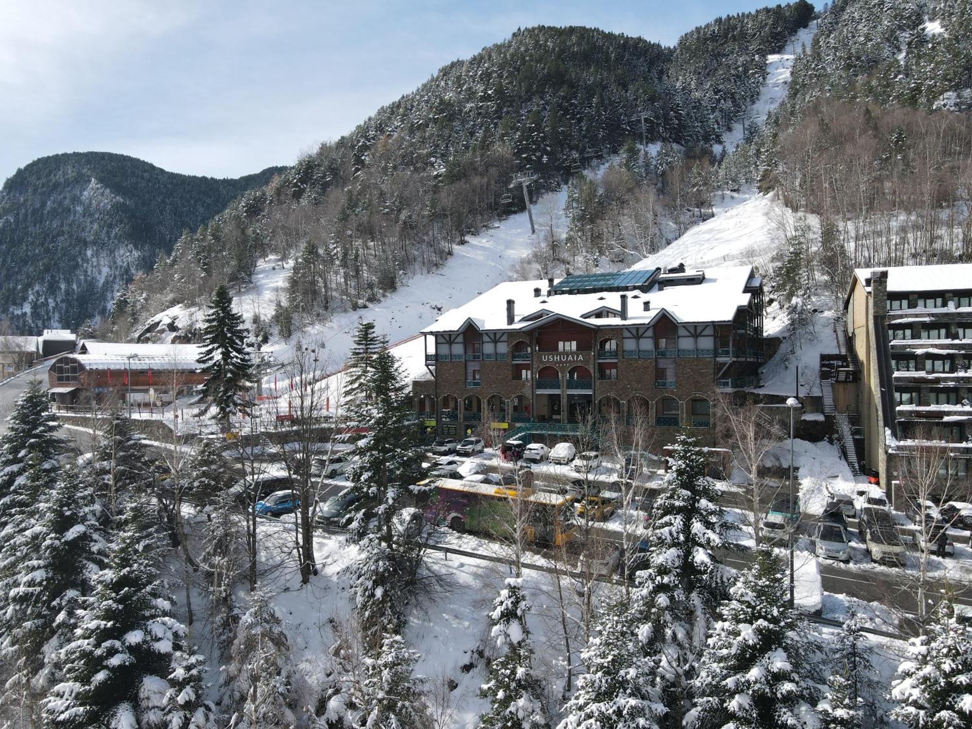 Ushuaia, The Mountain Hotel Arinsal Exterior photo