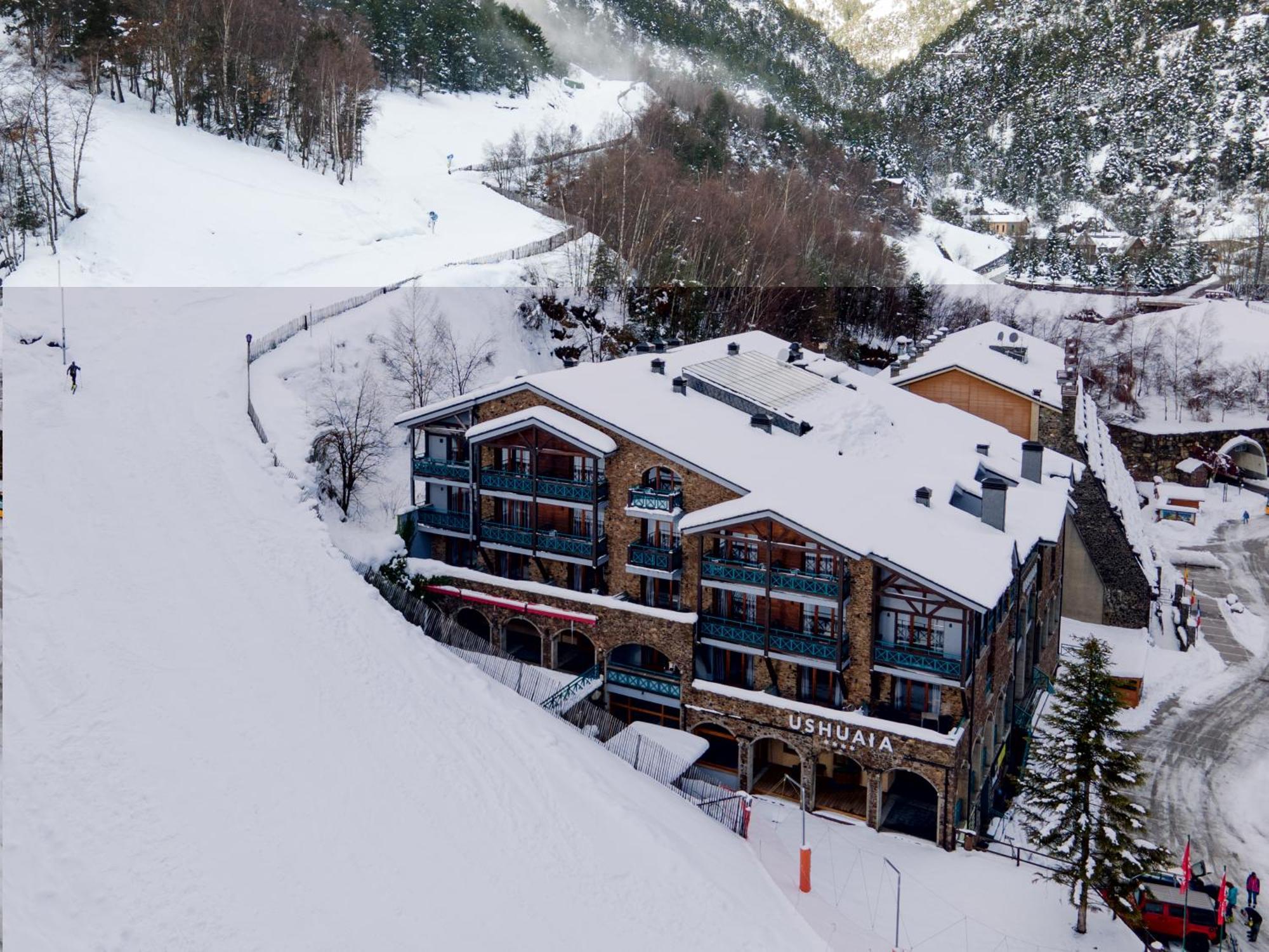 Ushuaia, The Mountain Hotel Arinsal Exterior photo