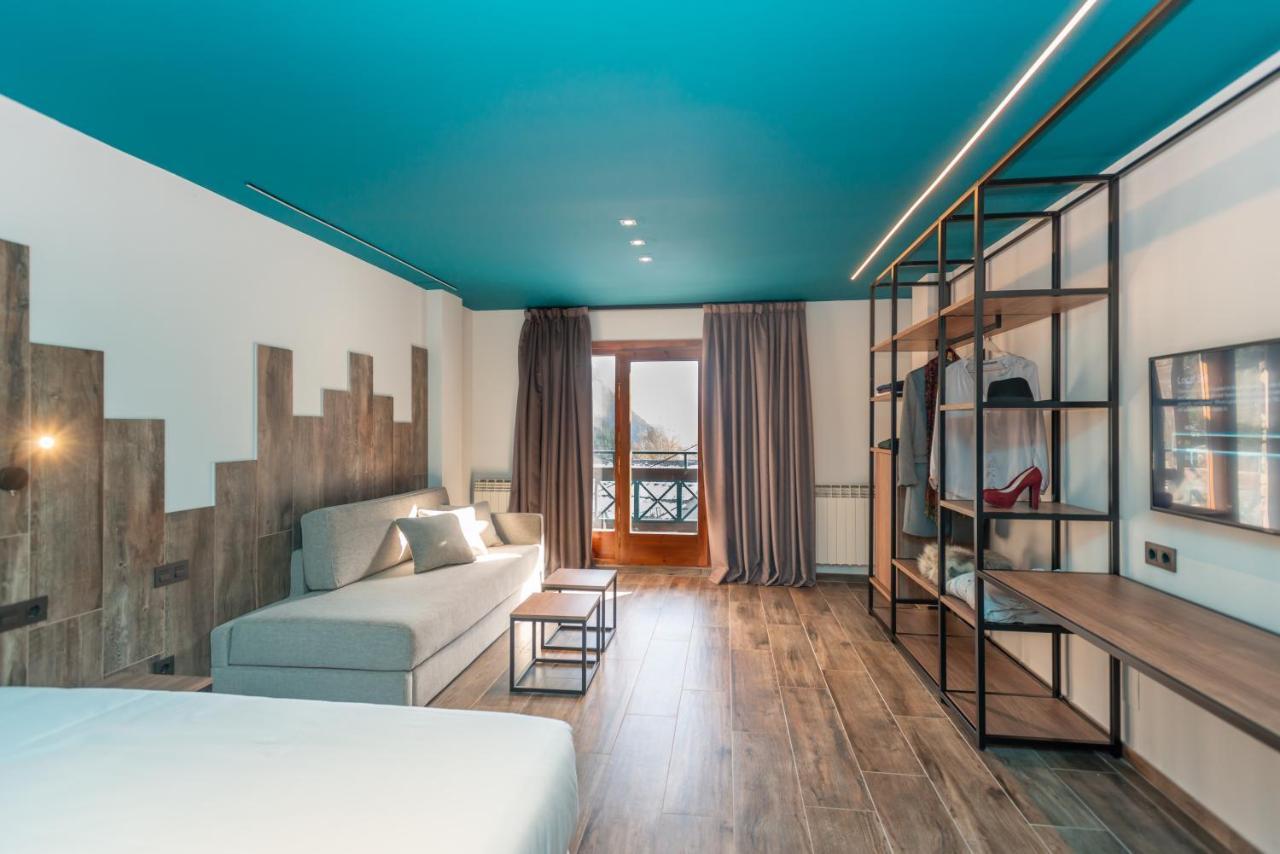 Ushuaia, The Mountain Hotel Arinsal Exterior photo